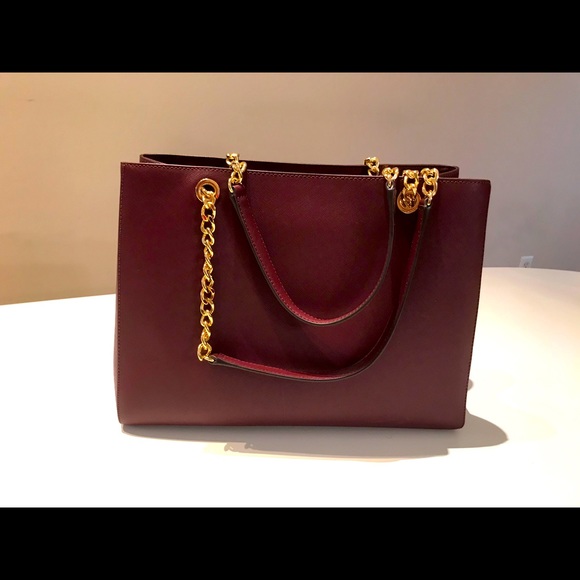 Michael Kors Bags - Picture 4 of 6